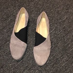 Grey/black shoes